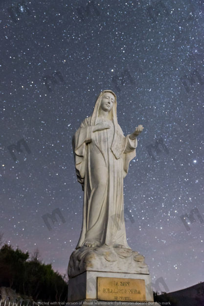 Picture of Queen of peace -  Stock image for download