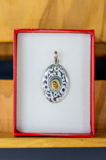 Picture of Gospa- Oval silver pendant